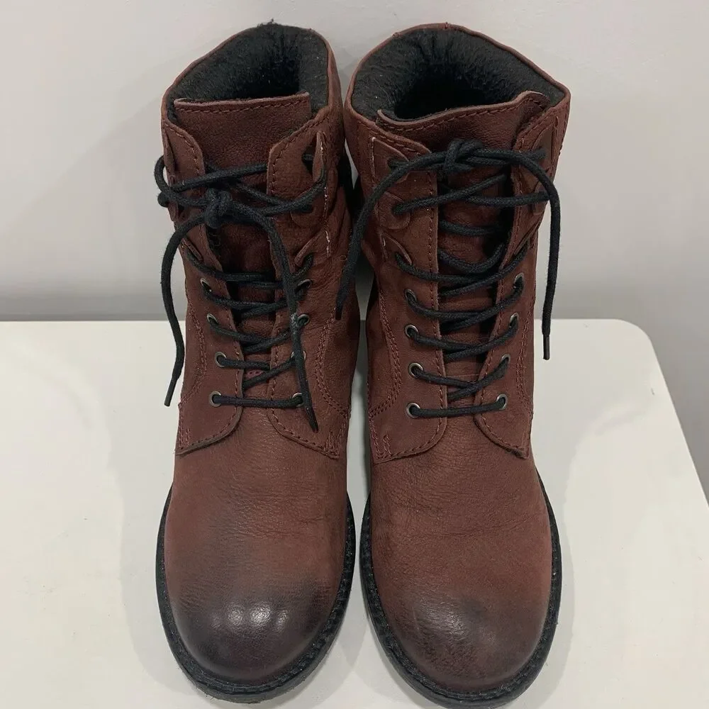 Catherine Malandrino Red Faux Suede Lace Up Combat Ankle Boots Women Sz 6.5